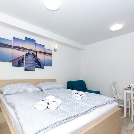 Apartments West Coast Split Exteriér fotografie