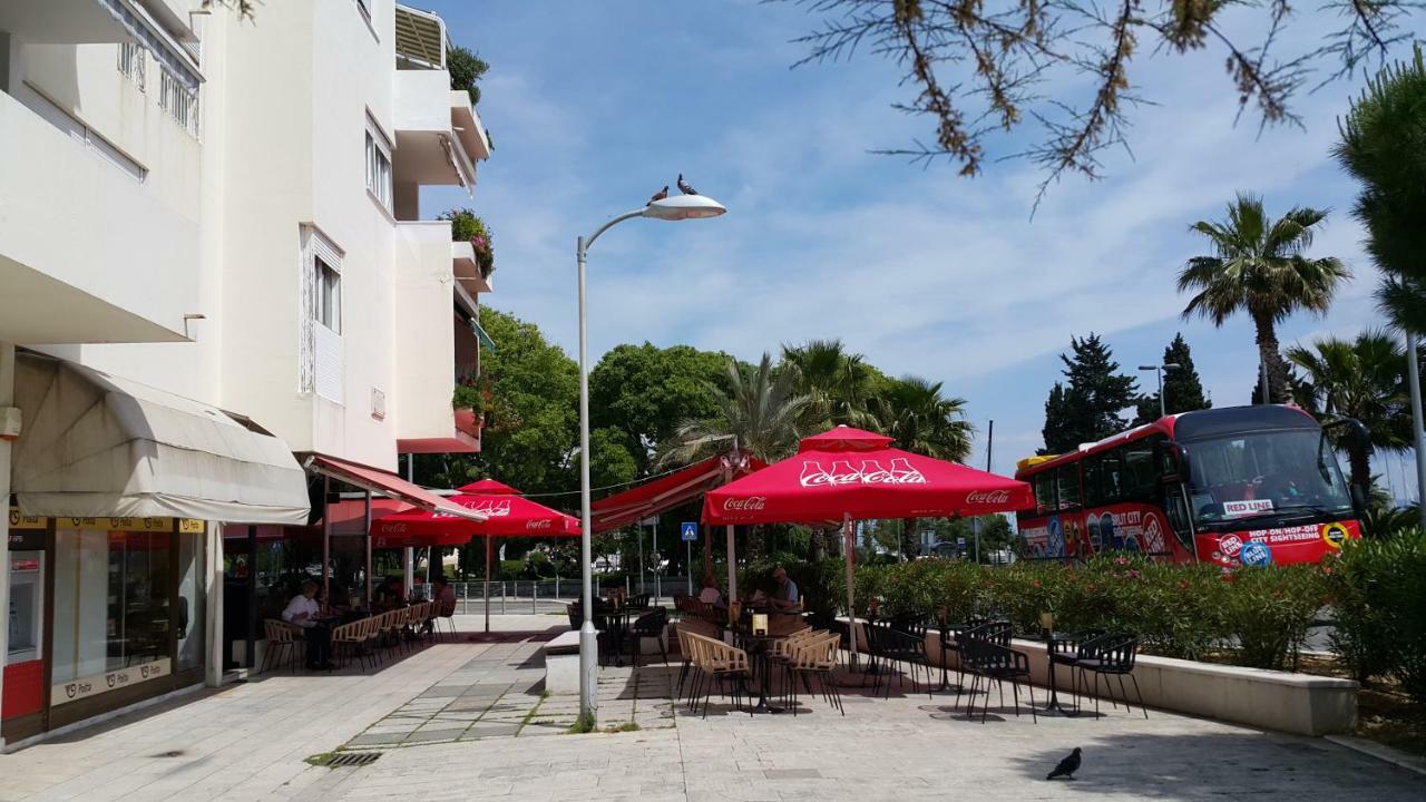 Apartments West Coast Split Exteriér fotografie